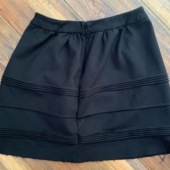 Madewell Silhouette Black Skirt Pleated Raw Hem Size Extra Small - Picture 6 of 14